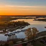 Marina - żurawi Kąt Aldeamento Turístico 3*
