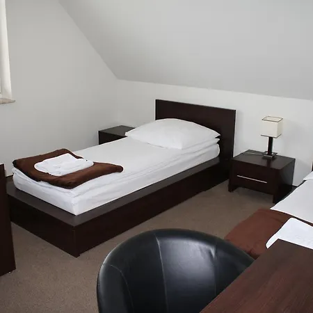 Marina - Zurawi Kat Górkło