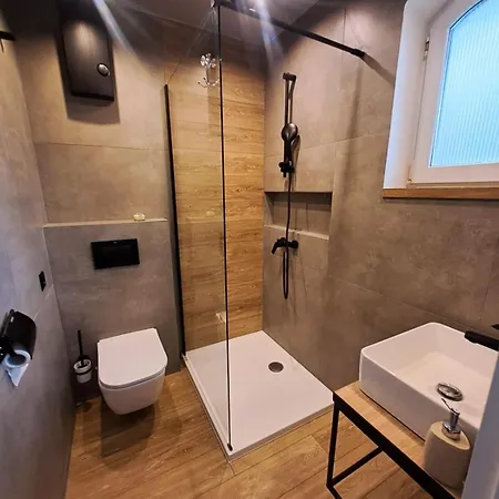 Marina - Zurawi Kat Górkło