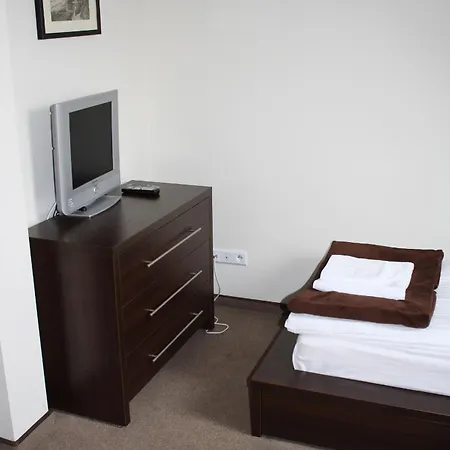 Marina - Zurawi Kat 3* Górkło