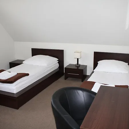 Marina - Zurawi Kat 3* Górkło