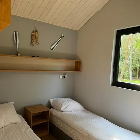 Marina - Zurawi Kat 3* Górkło