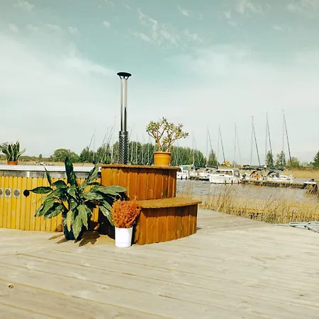 Marina - Zurawi Kat Tatil parkı Górkło