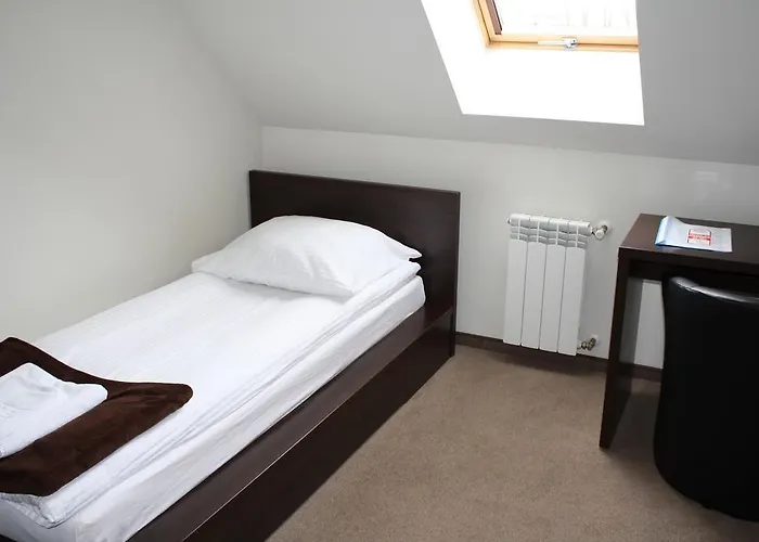 Marina - Zurawi Kat 3* Górkło