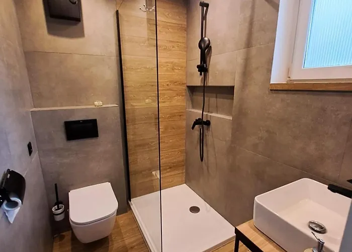 Marina - Zurawi Kat Górkło