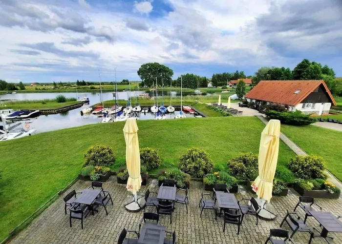 Marina - Zurawi Kat 3* Górkło