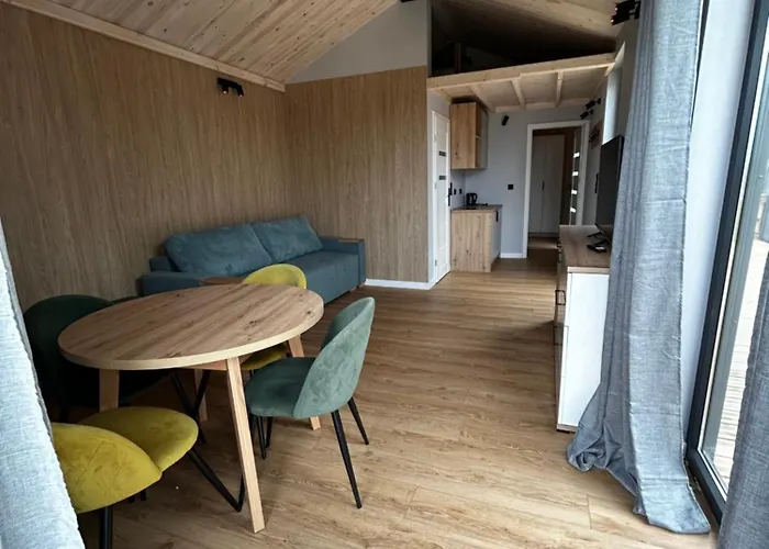 Marina - Zurawi Kat Prázdninový areál