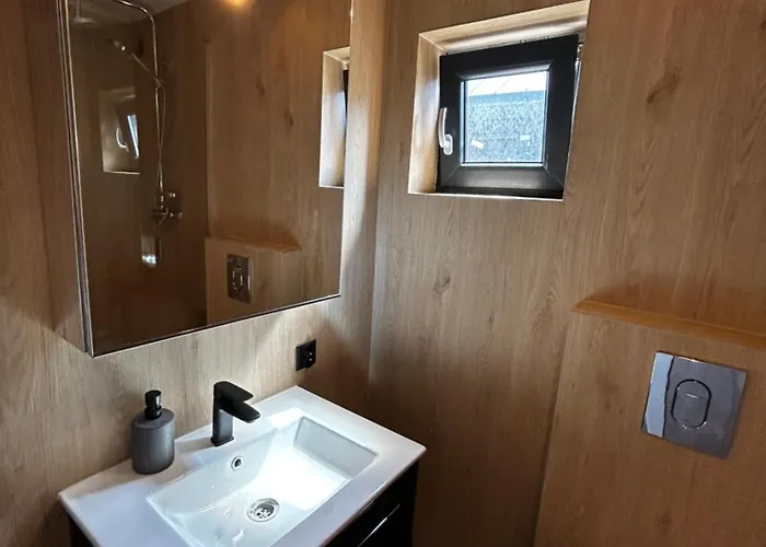 Marina - Zurawi Kat Górkło