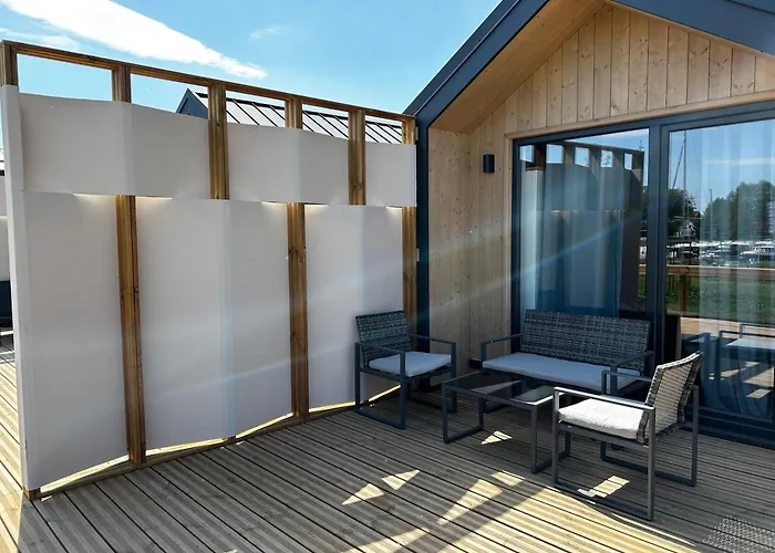 Marina - Zurawi Kat Prázdninový areál